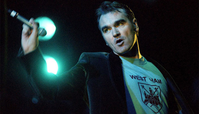 Morrissey Collapses On Stage