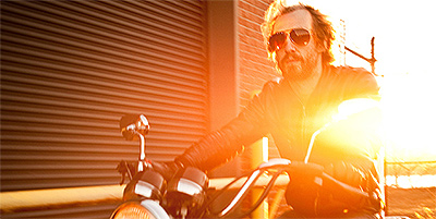 Phosphorescent's Taking It Easy Does Anything But That