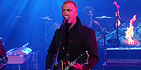 Queens Of The Stone Age on David Letterman - Video
