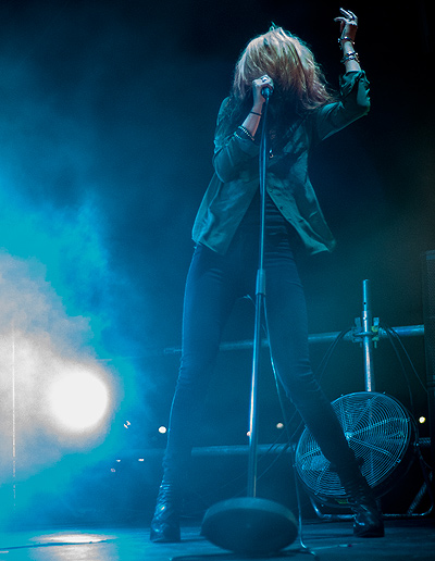 REVIEW: The Kills & Black Bananas - “Converse City Carnage” at Hudson River Park’s Pier 63
